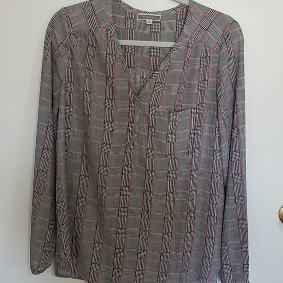 Houndstooth Blouse - Picture 1 of 9